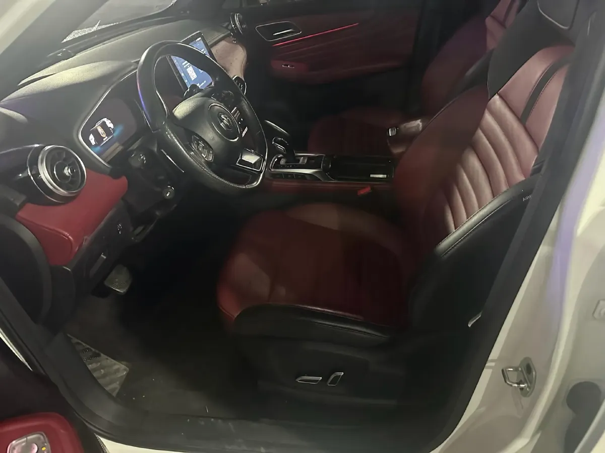 2019 MG HS 2.0T 231HP L4 6DCT,autocango,china used car exporter,china ev exporter,chinese used car exporter,chinese used ev exporter