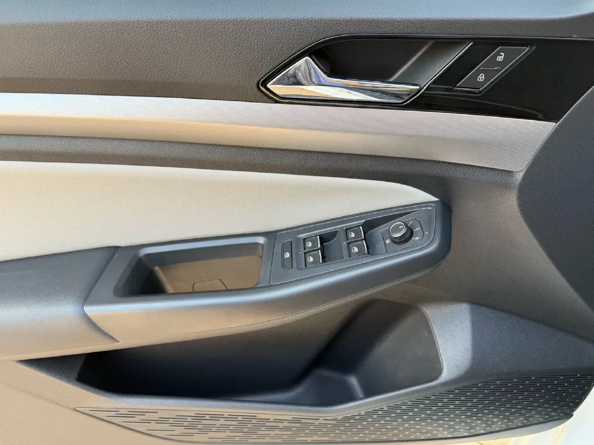 2023 Volkswagen Bora 1.4T 150HP L4 7DCT,autocango,china used car exporter,china ev exporter,chinese used car exporter,chinese used ev exporter