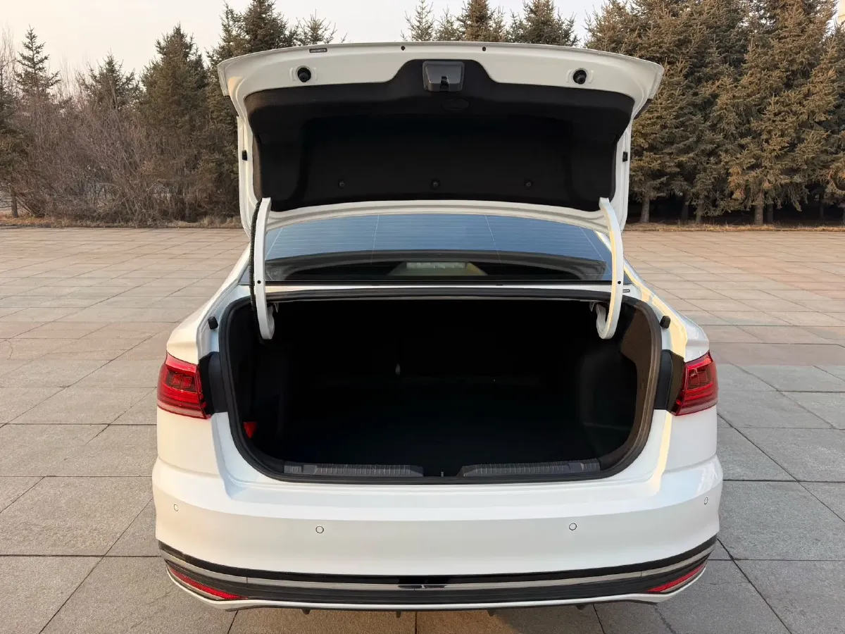 2023 Volkswagen Bora 1.4T 150HP L4 7DCT,autocango,china used car exporter,china ev exporter,chinese used car exporter,chinese used ev exporter