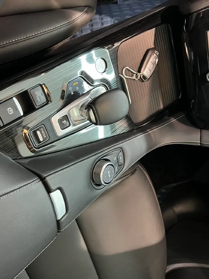 2020 Infiniti QX50 2.0T 245HP L4 CVT,autocango,china used car exporter,china ev exporter,chinese used car exporter,chinese used ev exporter