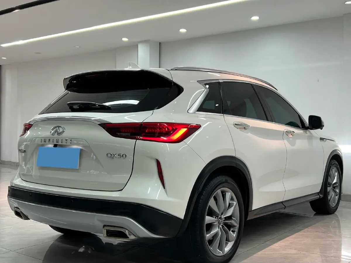 2020 Infiniti QX50 2.0T 245HP L4 CVT,autocango,china used car exporter,china ev exporter,chinese used car exporter,chinese used ev exporter