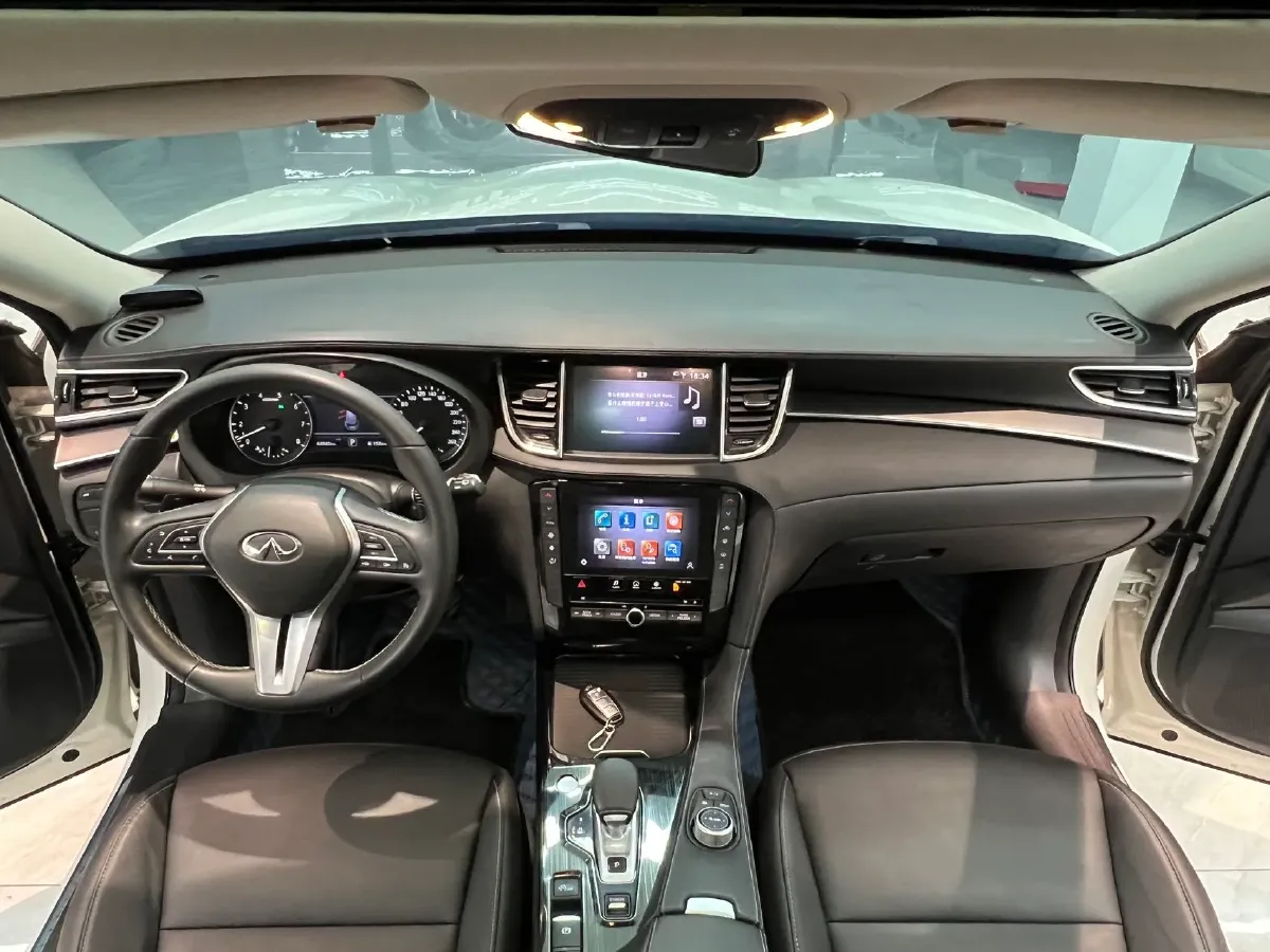 2020 Infiniti QX50 2.0T 245HP L4 CVT,autocango,china used car exporter,china ev exporter,chinese used car exporter,chinese used ev exporter
