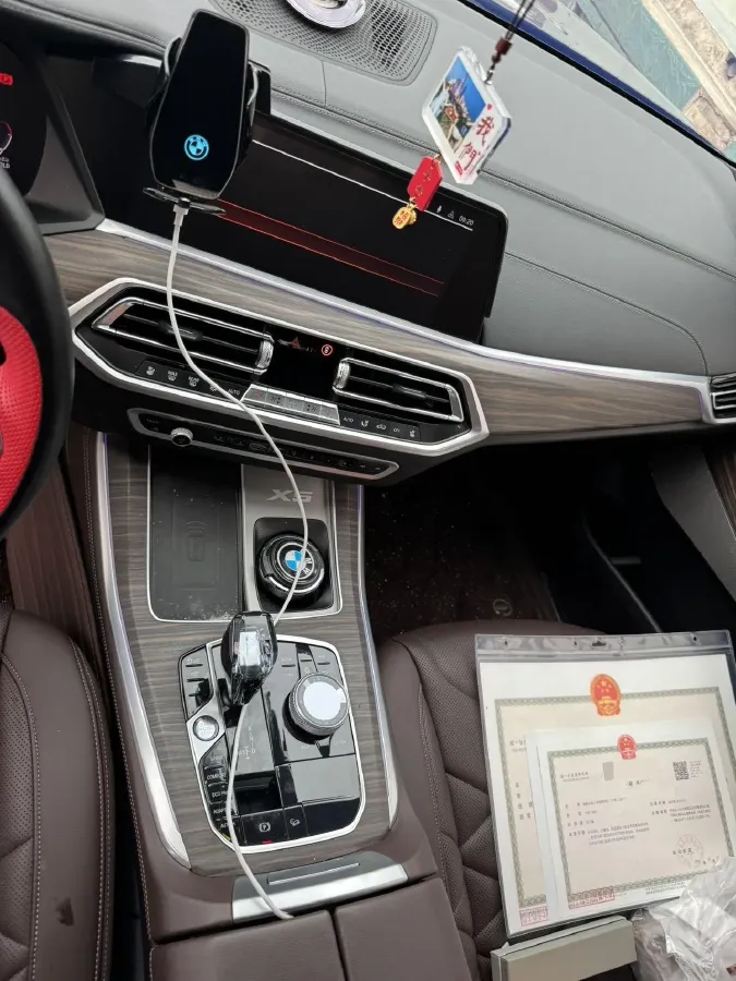 2022 BMW X5 3.0T 333HP L6 8AT,autocango,china used car exporter,china ev exporter,chinese used car exporter,chinese used ev exporter