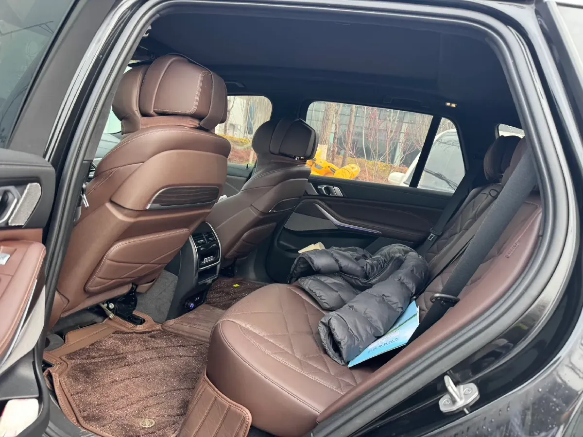 2022 BMW X5 3.0T 333HP L6 8AT,autocango,china used car exporter,china ev exporter,chinese used car exporter,chinese used ev exporter