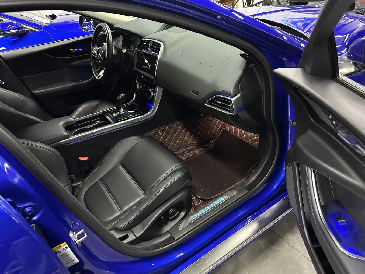 2020 Jaguar XEL 2.0T 200HP L4 8AT,autocango,china used car exporter,china ev exporter,chinese used car exporter,chinese used ev exporter