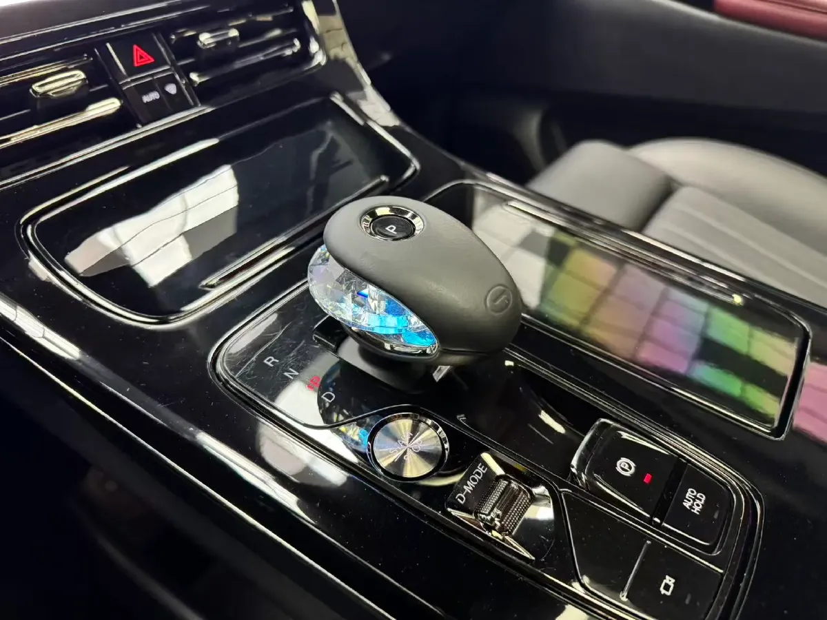 2024 GAC Trumpchi M8 2.0T 252HP L4 8AT,autocango,china used car exporter,china ev exporter,chinese used car exporter,chinese used ev exporter