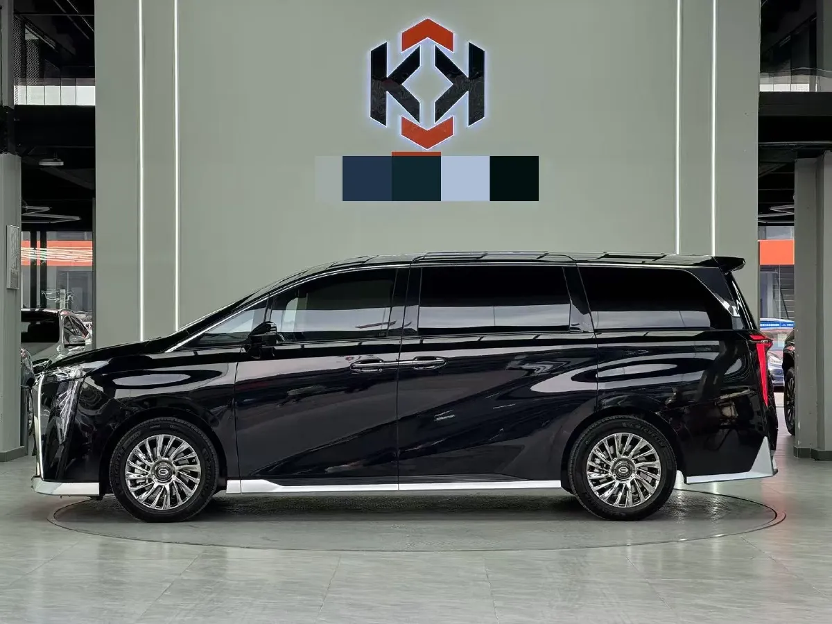 2024 GAC Trumpchi M8 2.0T 252HP L4 8AT,autocango,china used car exporter,china ev exporter,chinese used car exporter,chinese used ev exporter