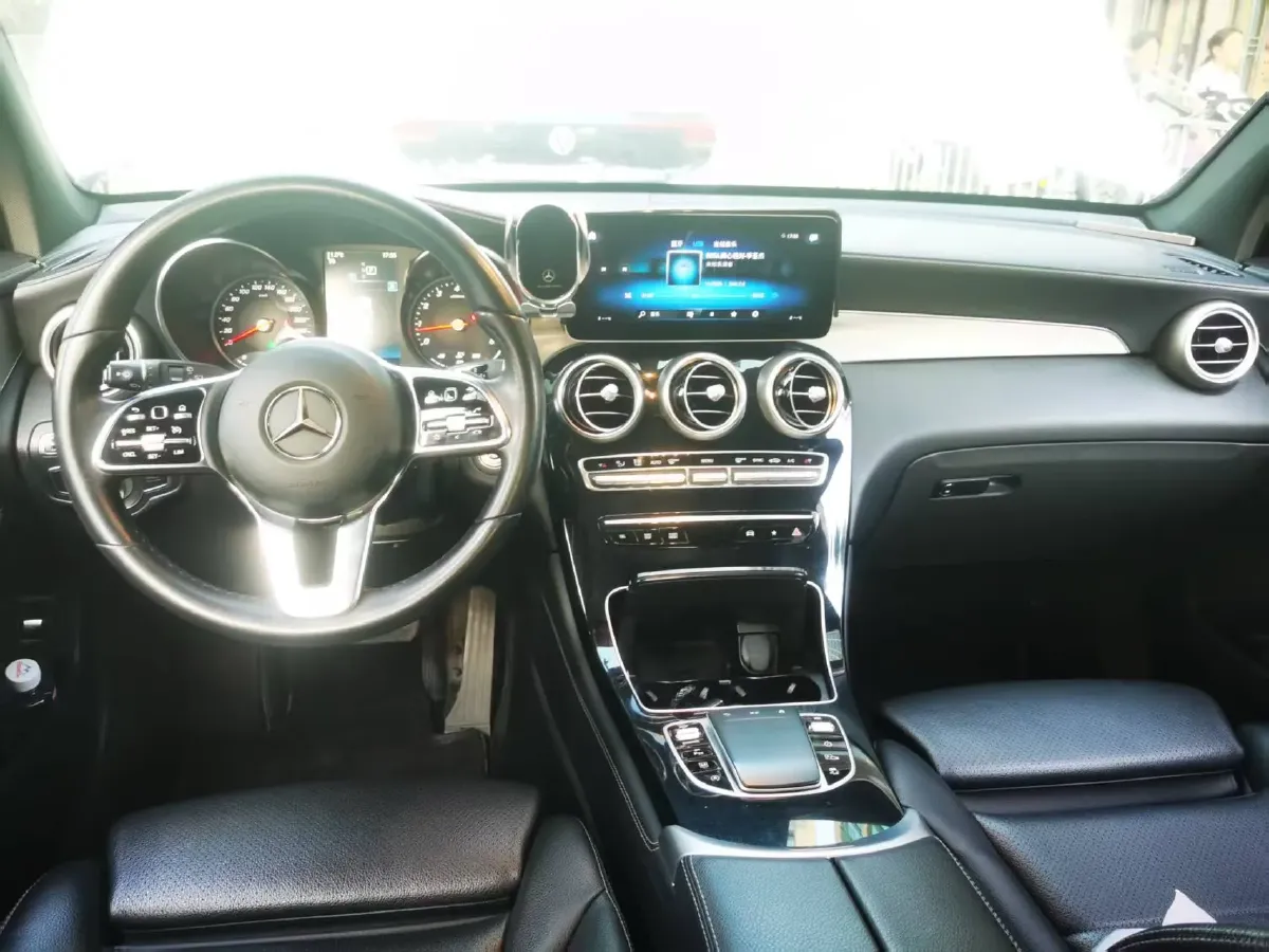 2020 Mercedes-Benz GLC Class 2.0T 197HP L4 9AT,autocango,china used car exporter,china ev exporter,chinese used car exporter,chinese used ev exporter