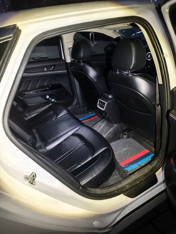 2020 Kia K5 1.5T 170HP L4 7DCT,autocango,china used car exporter,china ev exporter,chinese used car exporter,chinese used ev exporter