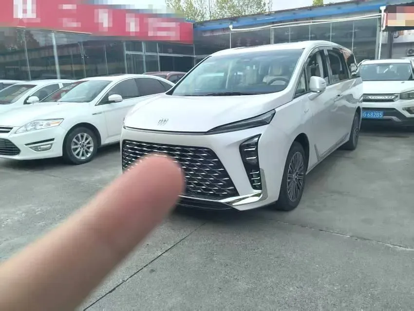 2024 Buick GL8 1.5T 180HP L4 2DHT PHEV 24.4KWH,autocango,china used car exporter,china ev exporter,chinese used car exporter,chinese used ev exporter
