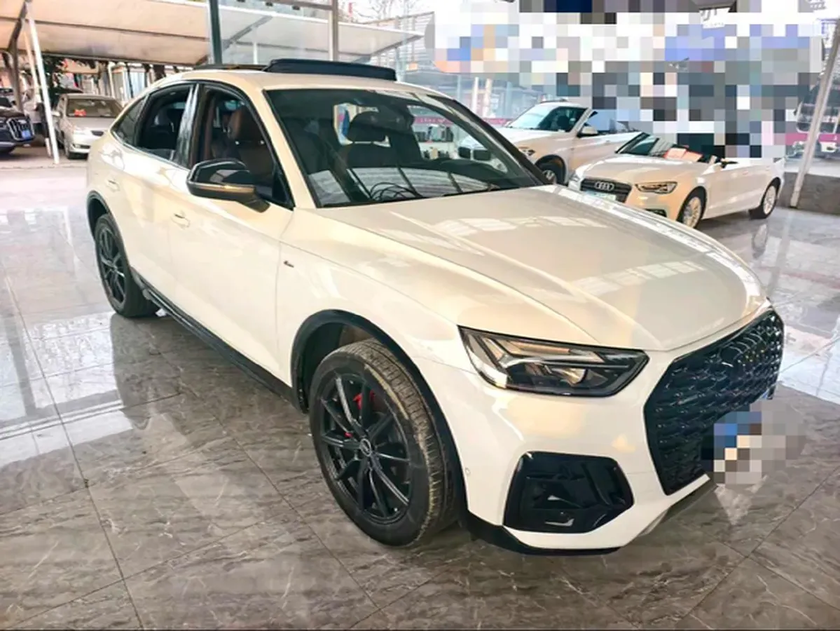 2024 Audi Q5L Sportback 2.0T 190HP L4 7DCT,autocango,china used car exporter,china ev exporter,chinese used car exporter,chinese used ev exporter