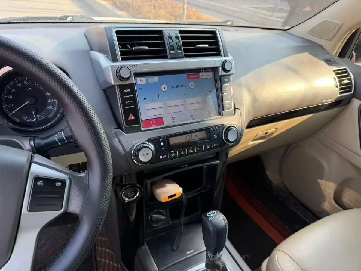 2016 Toyota Land Cruiser Prado 2.7L 163HP L4 6AT,autocango,china used car exporter,china ev exporter,chinese used car exporter,chinese used ev exporter