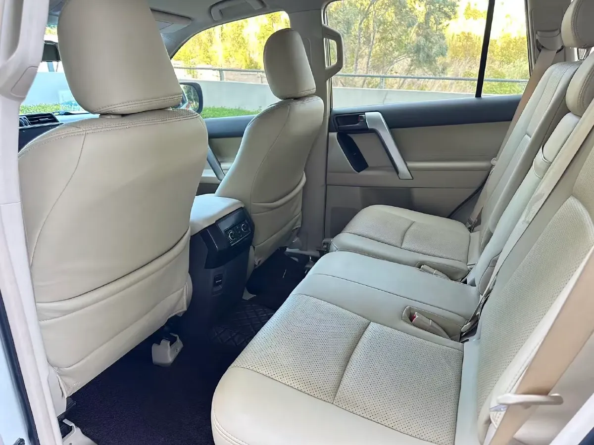 2019 Toyota Land Cruiser Prado 3.5L 280HP V6 6AT,autocango,china used car exporter,china ev exporter,chinese used car exporter,chinese used ev exporter