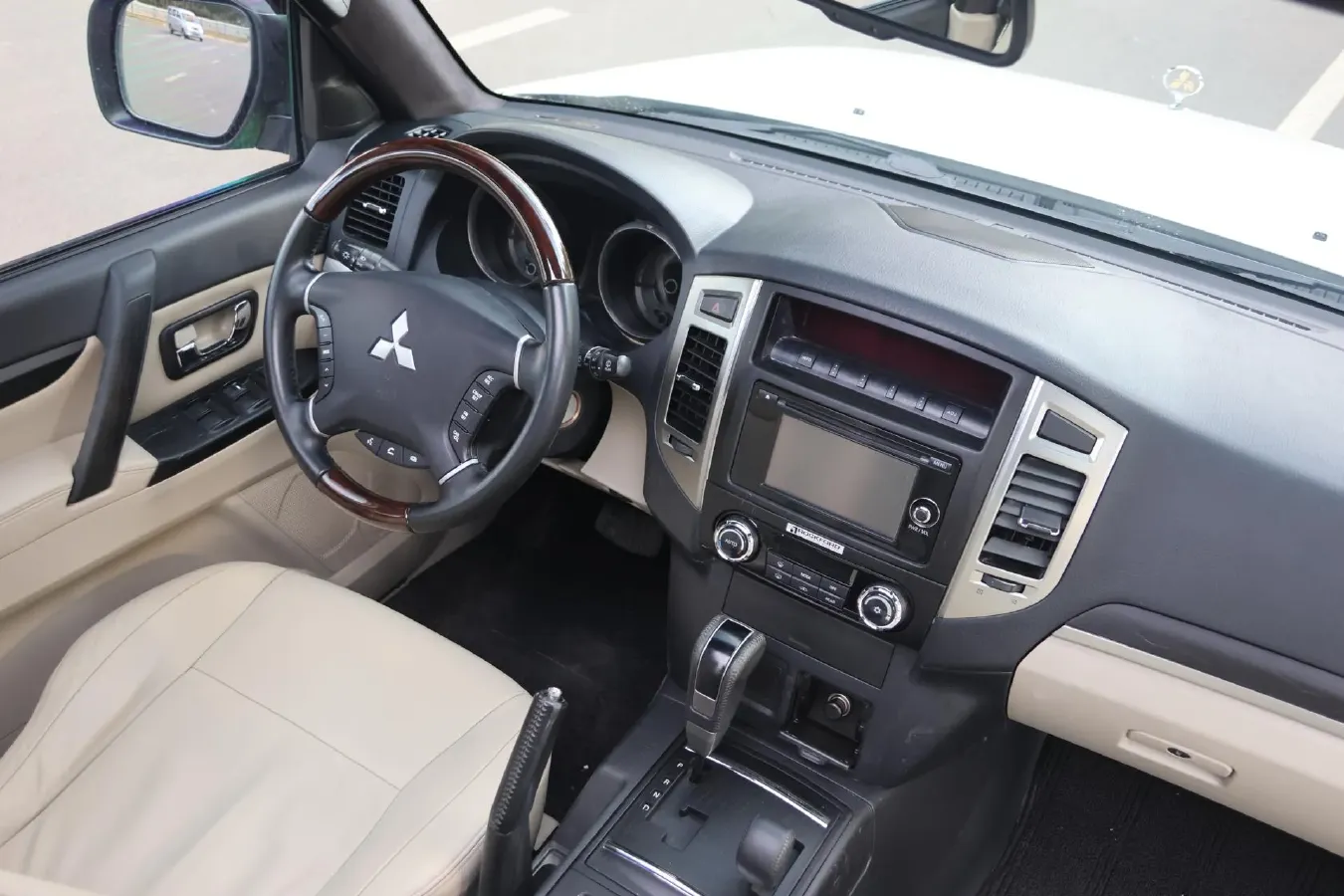 2017 Mercedes-Benz C Class 2.0T 245HP L4 7AT,autocango,china used car exporter,china ev exporter,chinese used car exporter,chinese used ev exporter