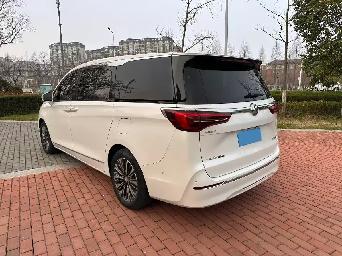 2022 Buick GL8 2.0T 237HP L4 9AT,autocango,china used car exporter,china ev exporter,chinese used car exporter,chinese used ev exporter