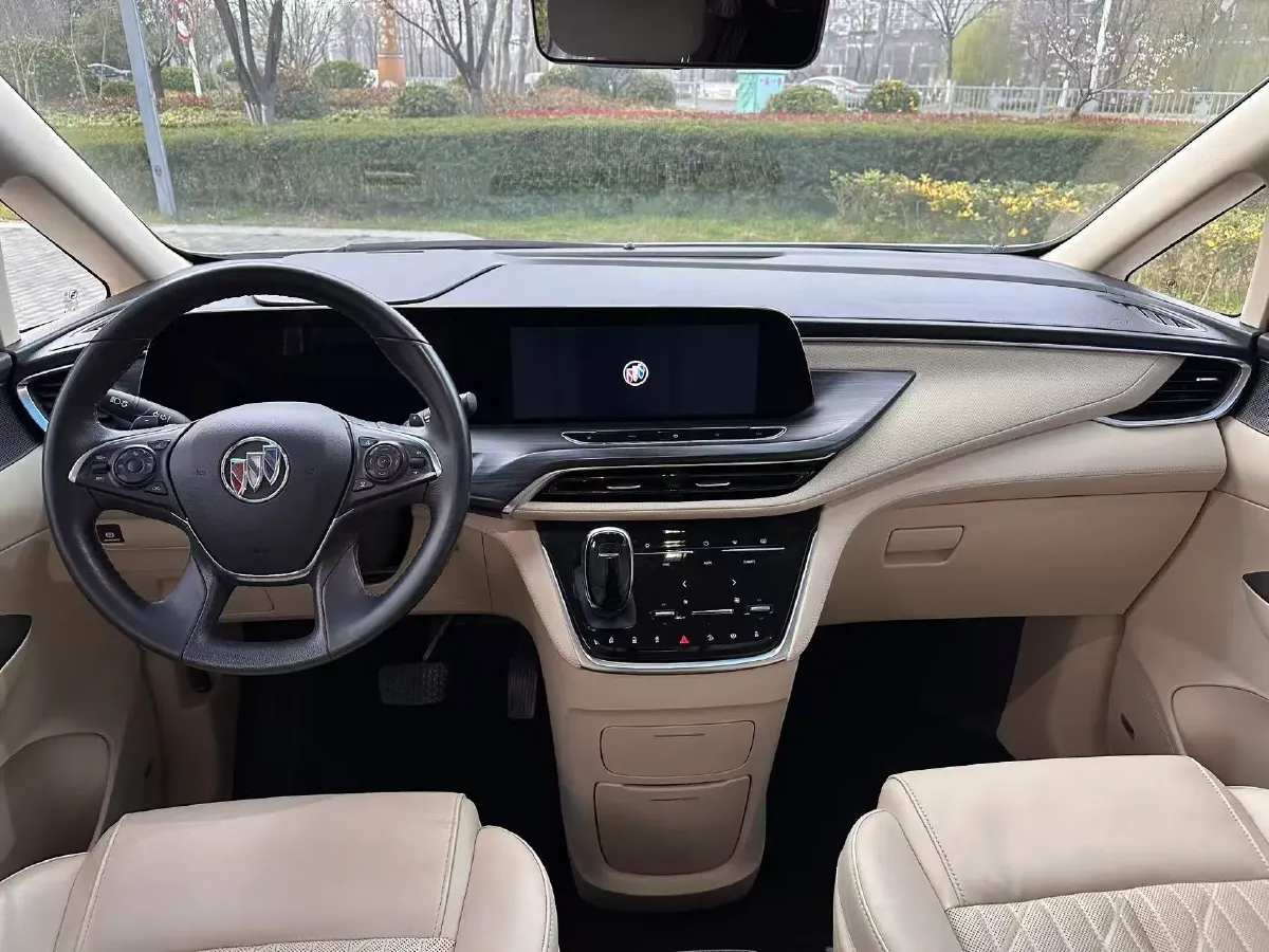 2022 Buick GL8 2.0T 237HP L4 9AT,autocango,china used car exporter,china ev exporter,chinese used car exporter,chinese used ev exporter