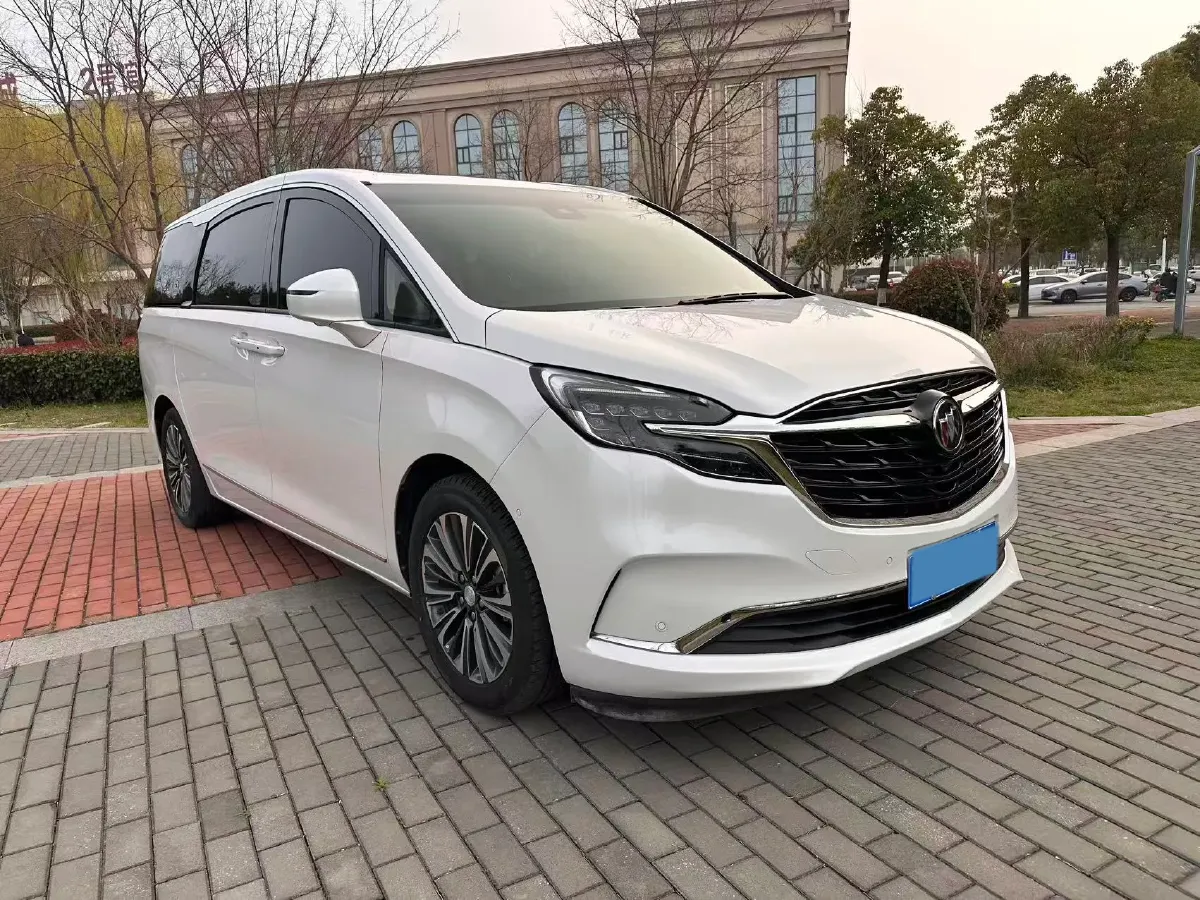 2022 Buick GL8 2.0T 237HP L4 9AT,autocango,china used car exporter,china ev exporter,chinese used car exporter,chinese used ev exporter