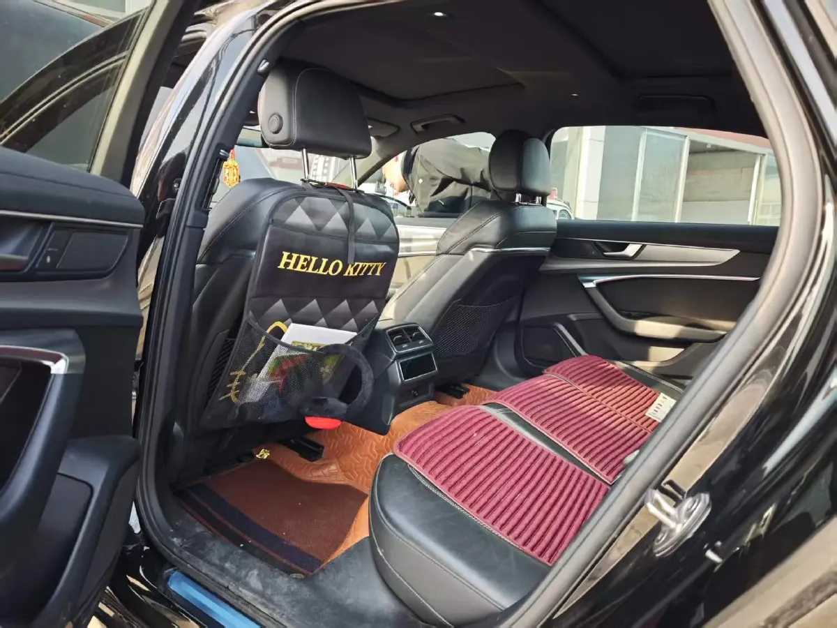 2019 Audi A6L 2.0T 190HP L4 7DCT,autocango,china used car exporter,china ev exporter,chinese used car exporter,chinese used ev exporter