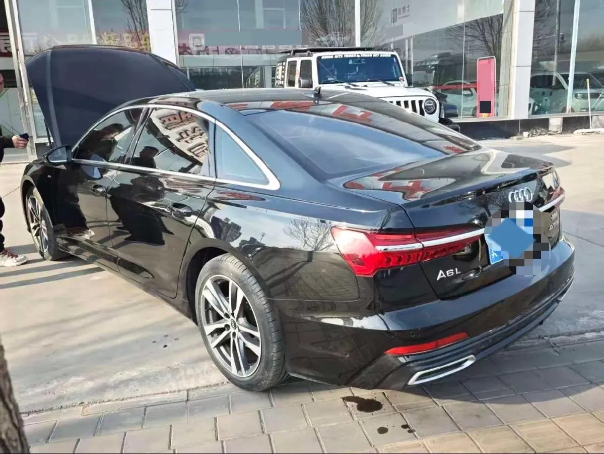 2019 Audi A6L 2.0T 190HP L4 7DCT,autocango,china used car exporter,china ev exporter,chinese used car exporter,chinese used ev exporter