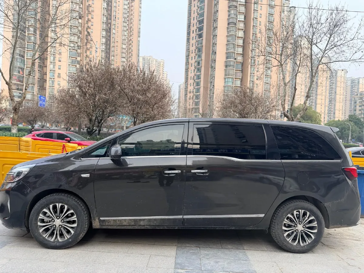 2021 Buick GL8 2.0T 237HP L4 9AT,autocango,china used car exporter,china ev exporter,chinese used car exporter,chinese used ev exporter