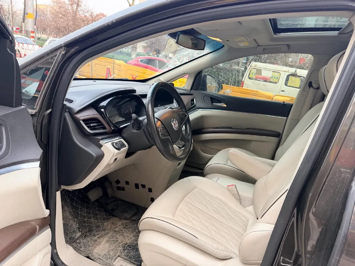 2021 Buick GL8 2.0T 237HP L4 9AT,autocango,china used car exporter,china ev exporter,chinese used car exporter,chinese used ev exporter