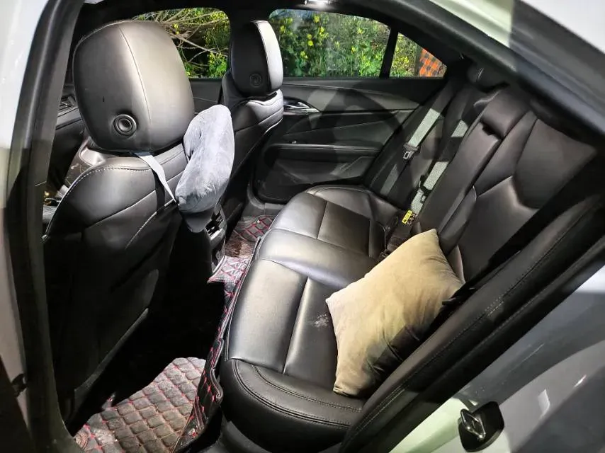 2022 Cadillac CT4 2.0T 237HP L4 8AT,autocango,china used car exporter,china ev exporter,chinese used car exporter,chinese used ev exporter