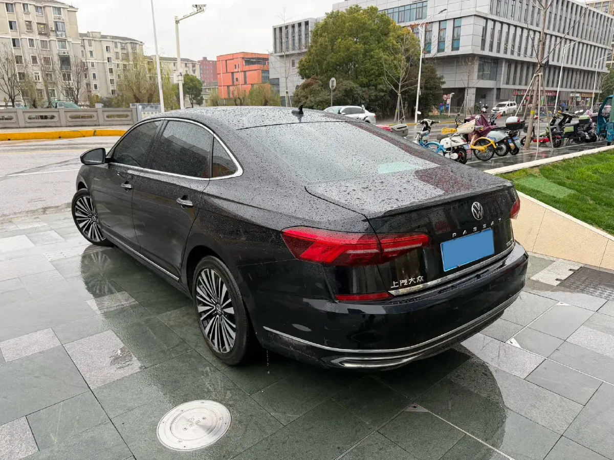 2020 Volkswagen Passat 2.0T 186HP L4 7DCT,autocango,china used car exporter,china ev exporter,chinese used car exporter,chinese used ev exporter