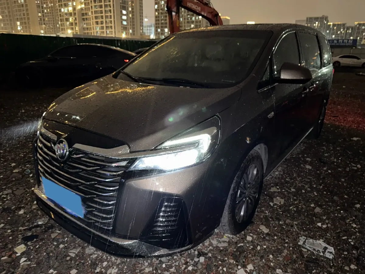 2023 Buick GL8 2.0T 237HP L4 9AT,autocango,china used car exporter,china ev exporter,chinese used car exporter,chinese used ev exporter