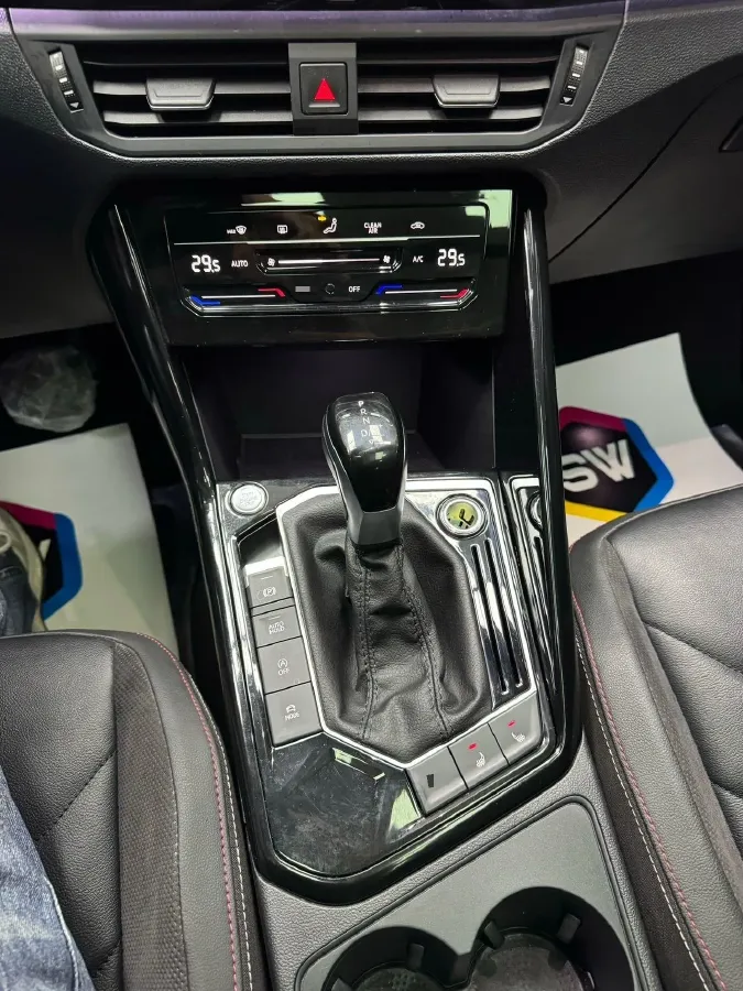 2022 Volkswagen Tayron 1.4T 150HP L4 7DCT,autocango,china used car exporter,china ev exporter,chinese used car exporter,chinese used ev exporter