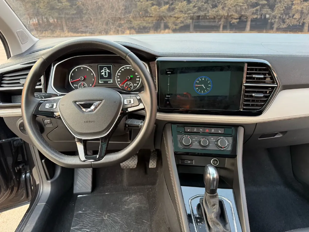 2023 Jetta VS7 1.4T 150HP L4 6AT,autocango,china used car exporter,china ev exporter,chinese used car exporter,chinese used ev exporter