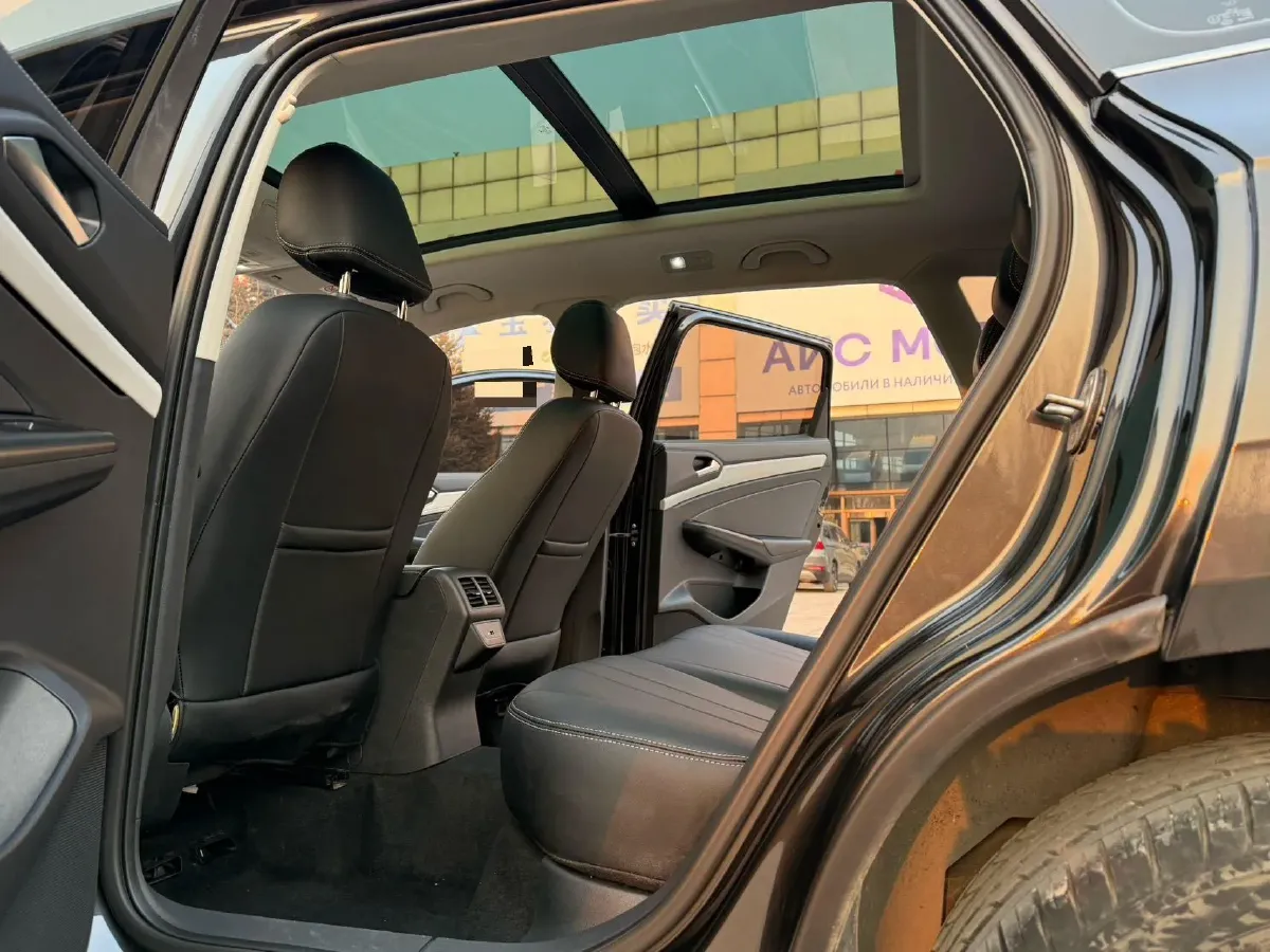 2023 Jetta VS7 1.4T 150HP L4 6AT,autocango,china used car exporter,china ev exporter,chinese used car exporter,chinese used ev exporter