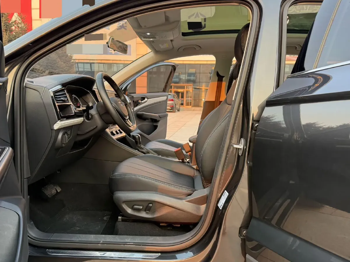 2023 Jetta VS7 1.4T 150HP L4 6AT,autocango,china used car exporter,china ev exporter,chinese used car exporter,chinese used ev exporter