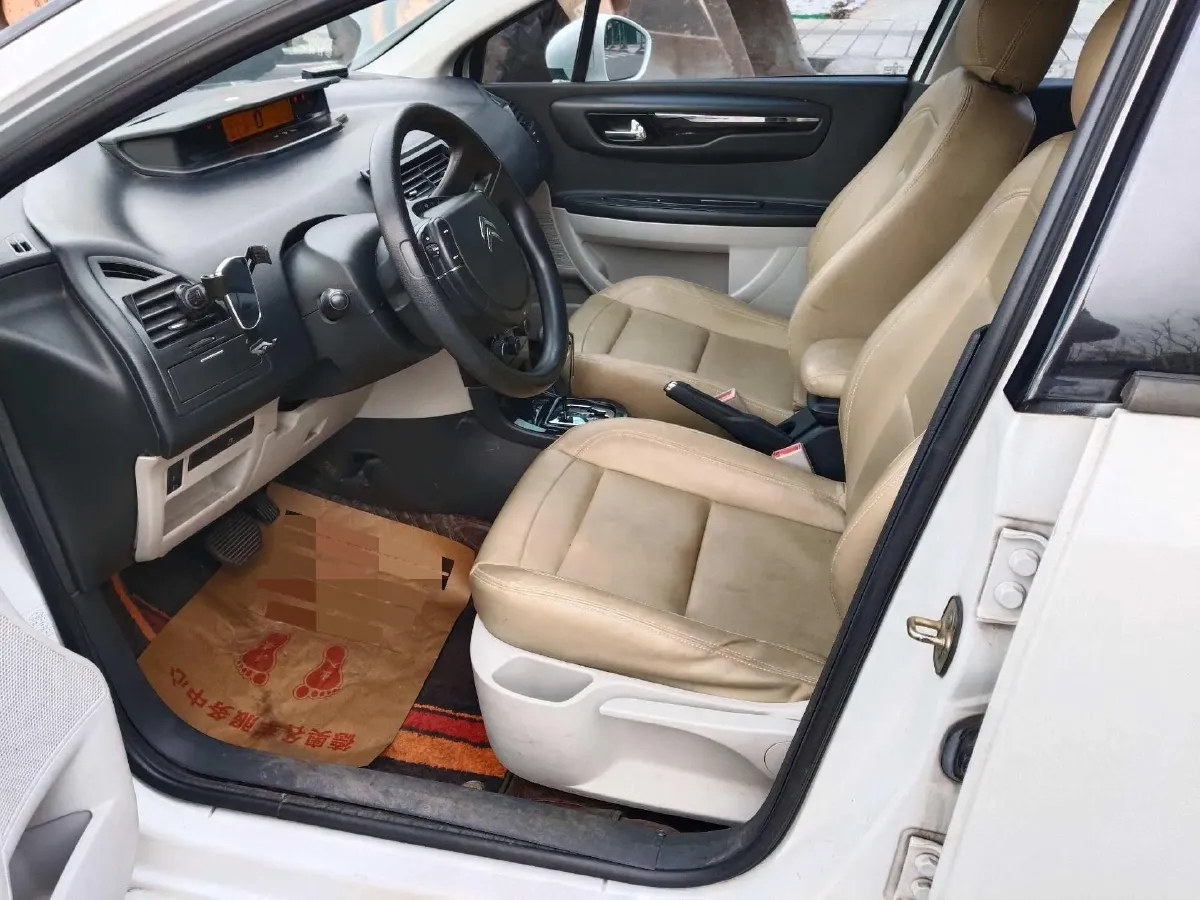 2014 Citroen C-Quatre 1.6L 117HP L4 4AT,autocango,china used car exporter,china ev exporter,chinese used car exporter,chinese used ev exporter