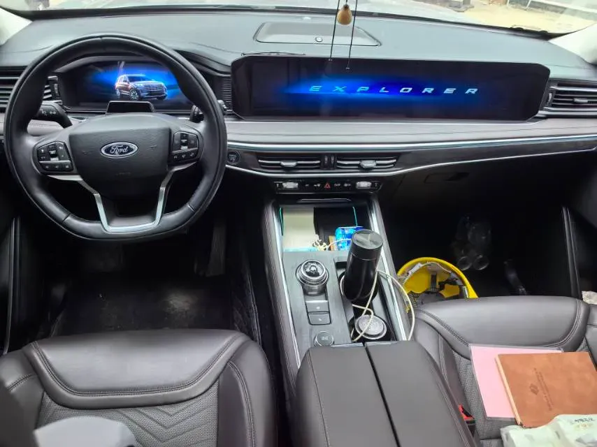 2024 Ford Explorer 2.3T 289HP L4 10AT,autocango,china used car exporter,china ev exporter,chinese used car exporter,chinese used ev exporter