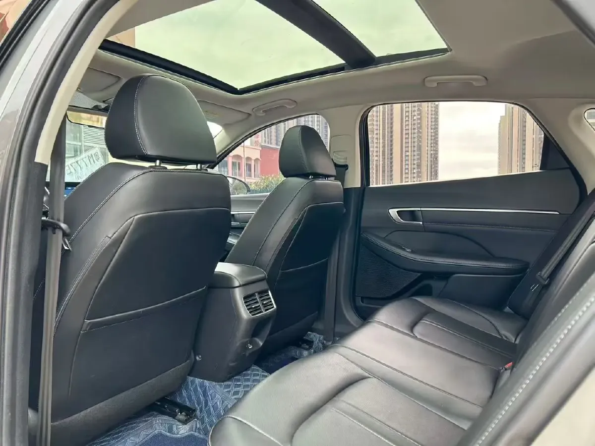 2020 Hyundai Sonata 1.5T 170HP L4 7DCT,autocango,china used car exporter,china ev exporter,chinese used car exporter,chinese used ev exporter