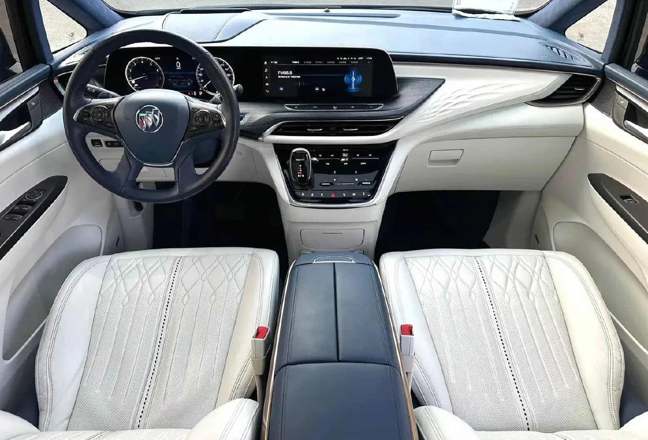 2020 Buick GL8 2.0T 237HP L4 9AT,autocango,china used car exporter,china ev exporter,chinese used car exporter,chinese used ev exporter
