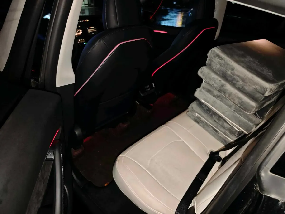 2021 Tesla Model Y BEV 60KWH,autocango,china used car exporter,china ev exporter,chinese used car exporter,chinese used ev exporter