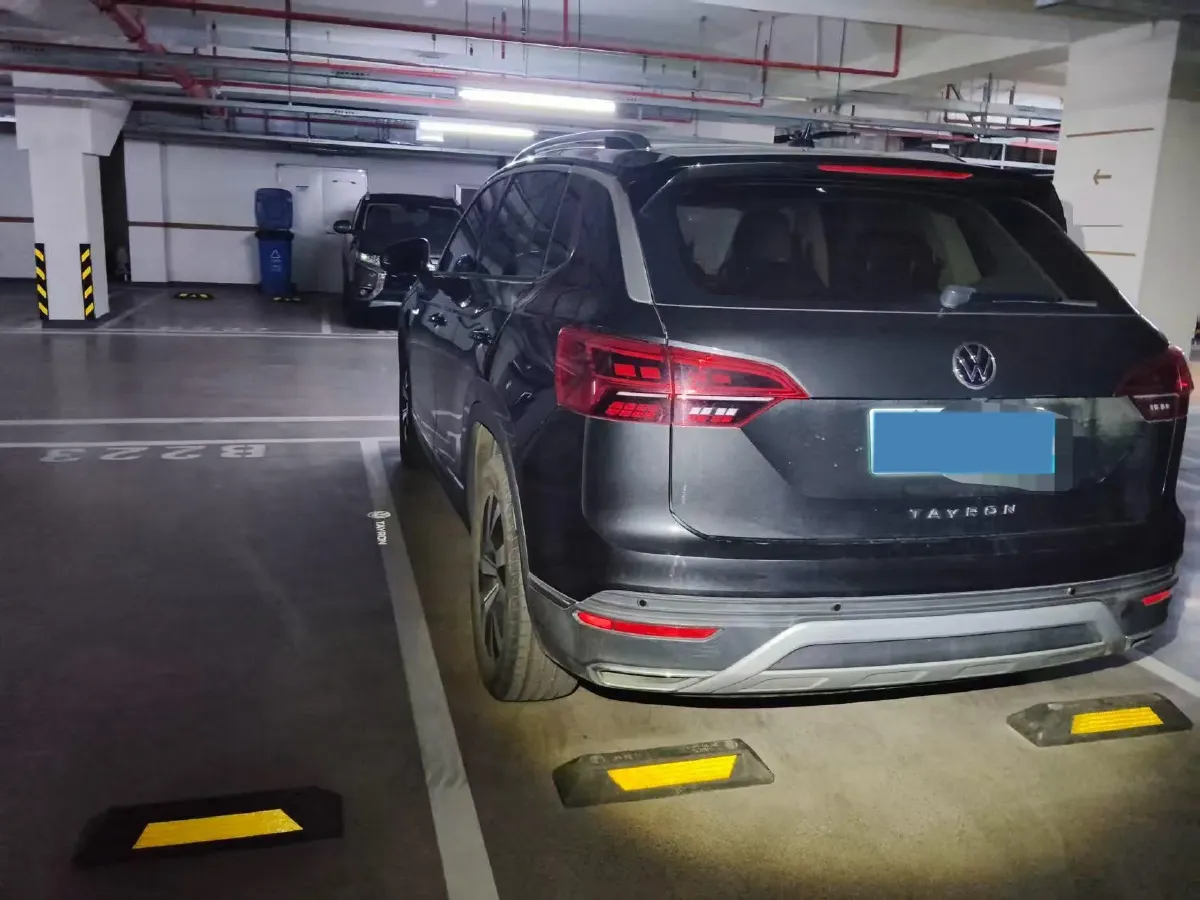 2021 Volkswagen Tayron 2.0T 186HP L4 7DCT,autocango,china used car exporter,china ev exporter,chinese used car exporter,chinese used ev exporter