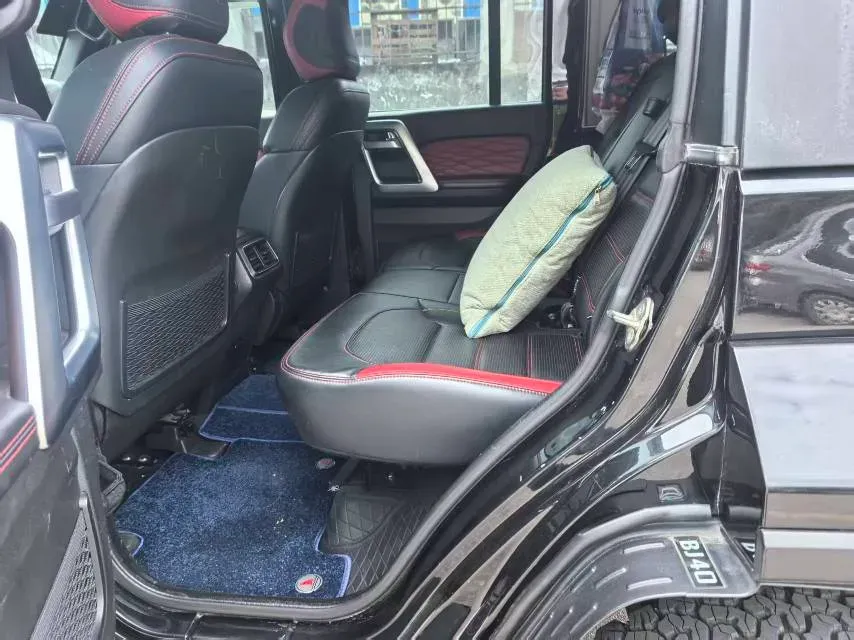 2018 Beijing BJ40 2.3T 250HP L4 6AT,autocango,china used car exporter,china ev exporter,chinese used car exporter,chinese used ev exporter