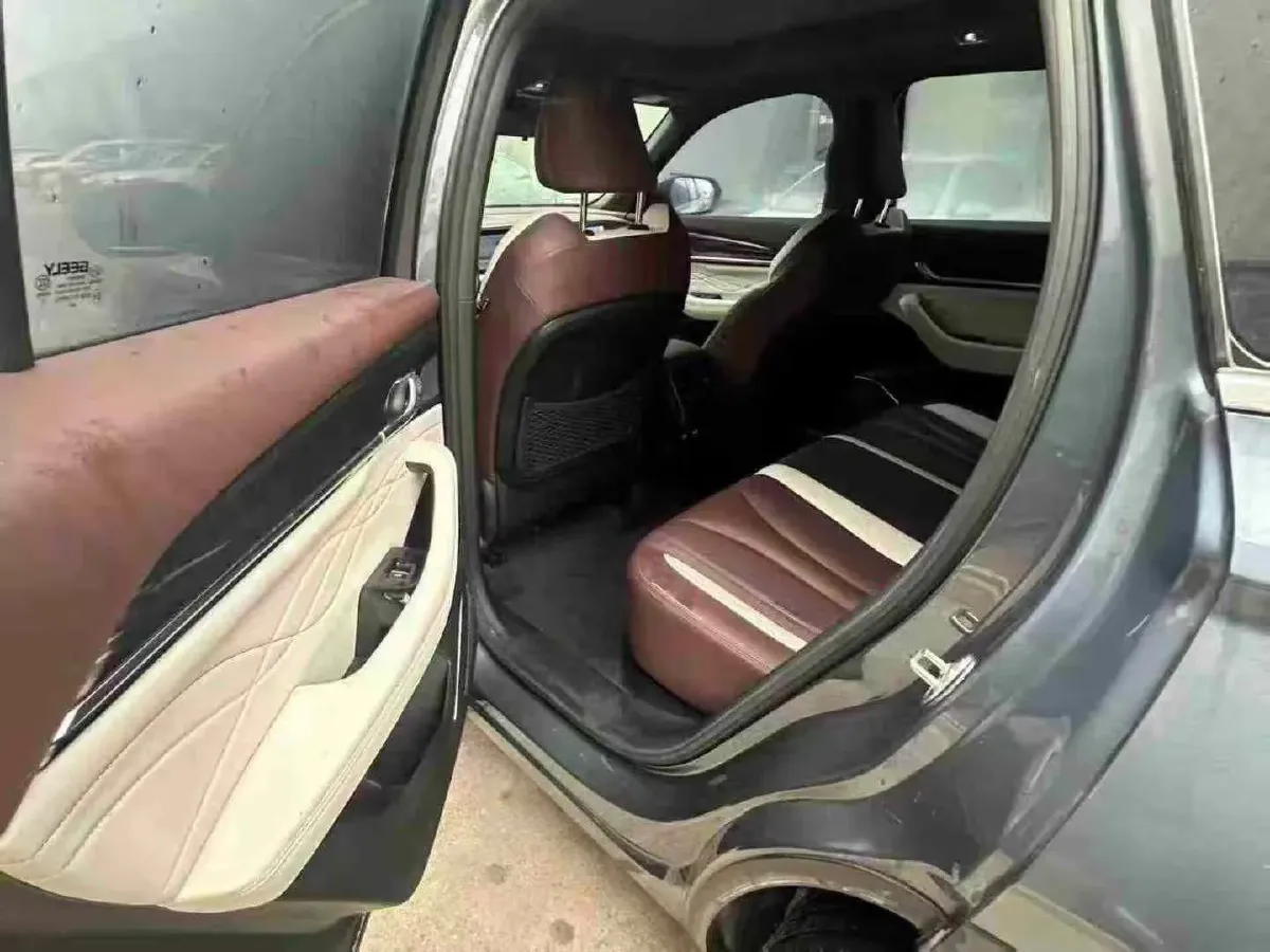 2024 Geely Monjaro 2.0T 238HP L4 8AT,autocango,china used car exporter,china ev exporter,chinese used car exporter,chinese used ev exporter