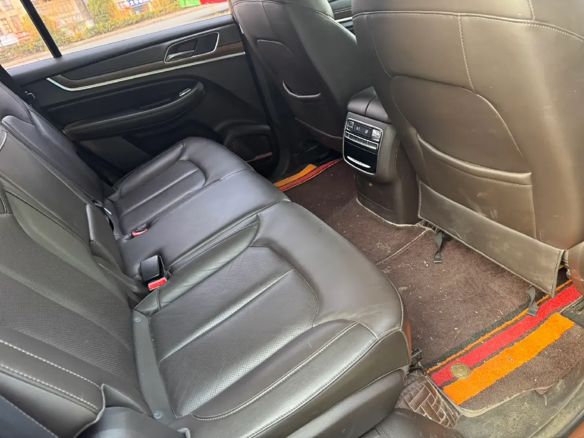 2018 Roewe RX5 2.0T 220HP L4 6DCT,autocango,china used car exporter,china ev exporter,chinese used car exporter,chinese used ev exporter