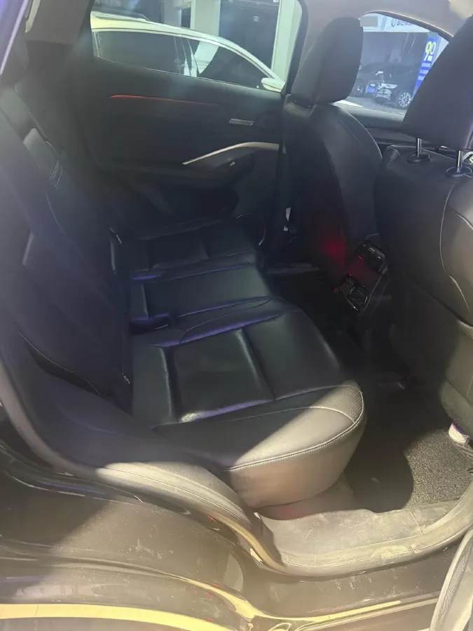 2020 WEY VV6 2.0T 227HP L4 7DCT,autocango,china used car exporter,china ev exporter,chinese used car exporter,chinese used ev exporter