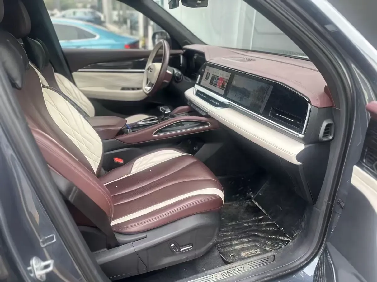 2021 Geely Monjaro 2.0T 218HP L4 7DCT,autocango,china used car exporter,china ev exporter,chinese used car exporter,chinese used ev exporter