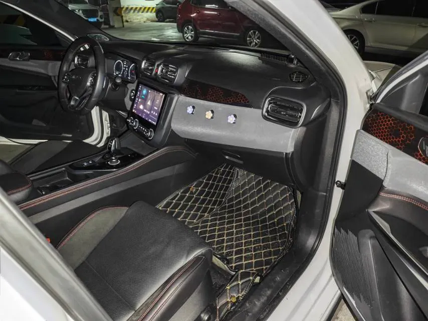 2019 LYNK&CO 01 2.0T 190HP L4 6AT,autocango,china used car exporter,china ev exporter,chinese used car exporter,chinese used ev exporter