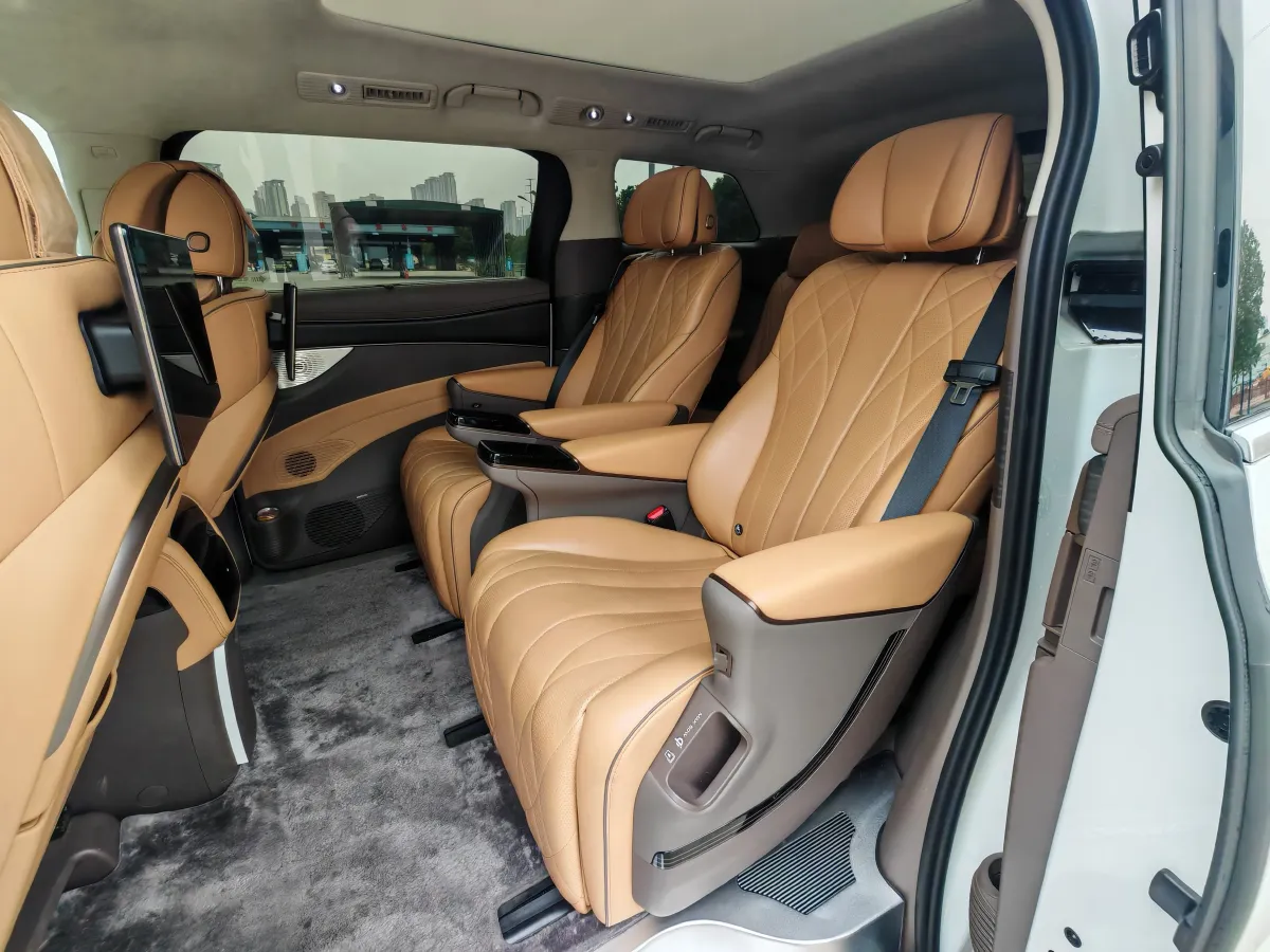 2022 HongQi HS7 3.0T 337HP V6 8AT,autocango,china used car exporter,china ev exporter,chinese used car exporter,chinese used ev exporter