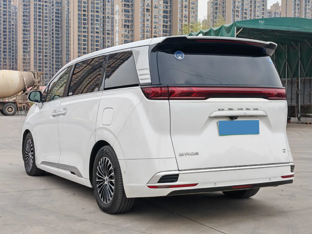 2022 HongQi HS7 3.0T 337HP V6 8AT,autocango,china used car exporter,china ev exporter,chinese used car exporter,chinese used ev exporter