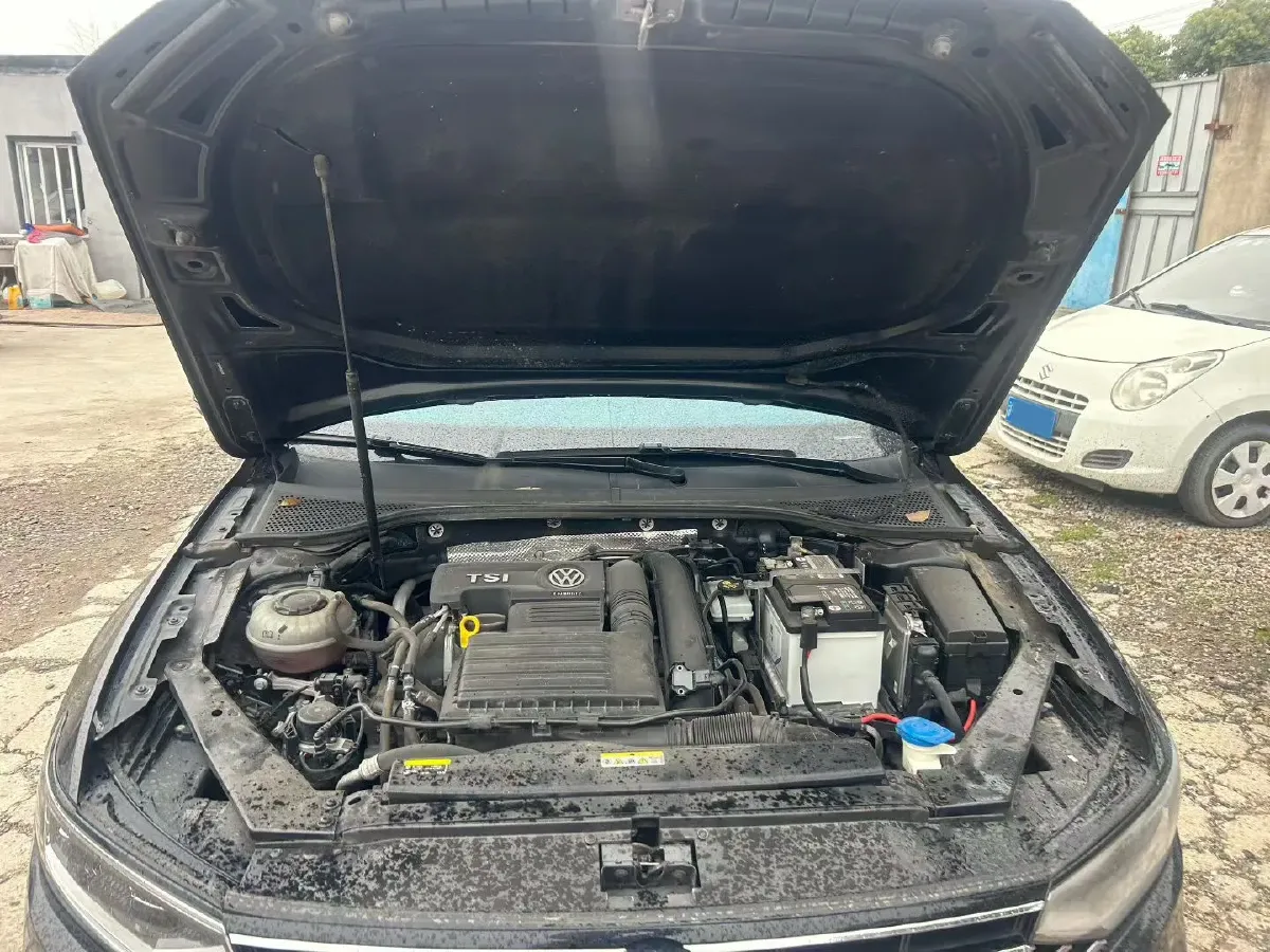 2020 Volkswagen Magotan 1.4T 150HP L4 7DCT,autocango,china used car exporter,china ev exporter,chinese used car exporter,chinese used ev exporter