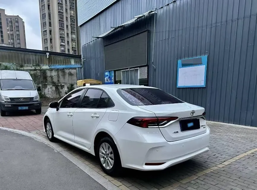 2021 Toyota Corolla 1.2T 116HP L4 CVT,autocango,china used car exporter,china ev exporter,chinese used car exporter,chinese used ev exporter