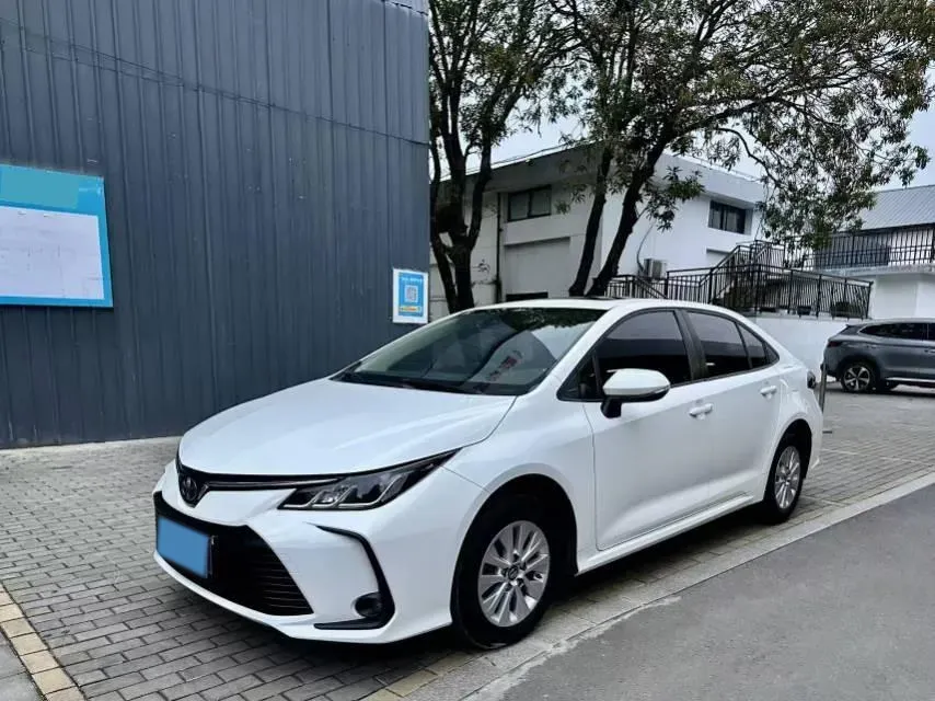 2021 Toyota Corolla 1.2T 116HP L4 CVT,autocango,china used car exporter,china ev exporter,chinese used car exporter,chinese used ev exporter