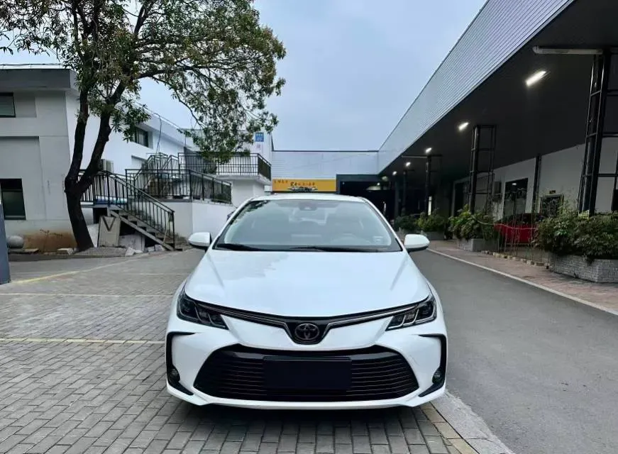 2021 Toyota Corolla 1.2T 116HP L4 CVT,autocango,china used car exporter,china ev exporter,chinese used car exporter,chinese used ev exporter